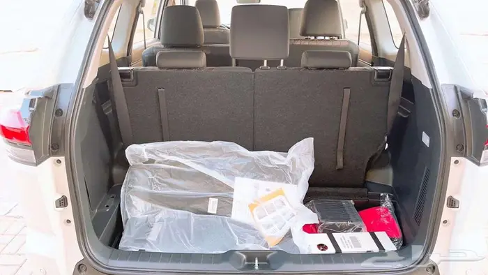 تويوتا انوفا GL 2.0 بنزين 2026 8