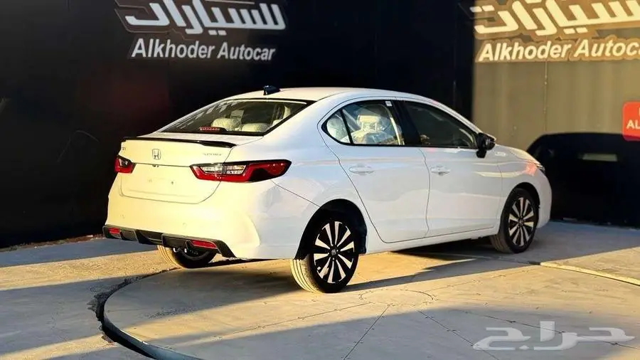 هوندا سيتي سبورت 2024 لدي شركة الخضر 3