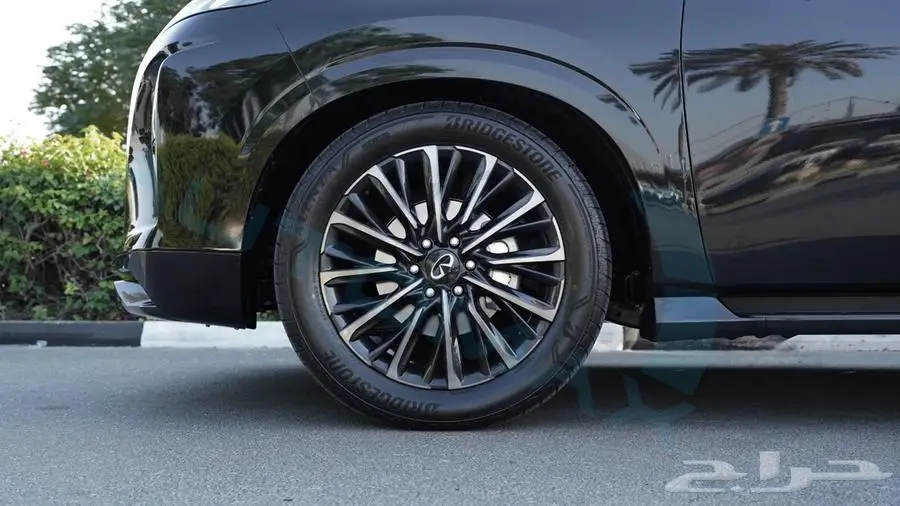 انفينيتي QX80 autograph 2025 خليجي اصفار مع ضمان الوكيل 37