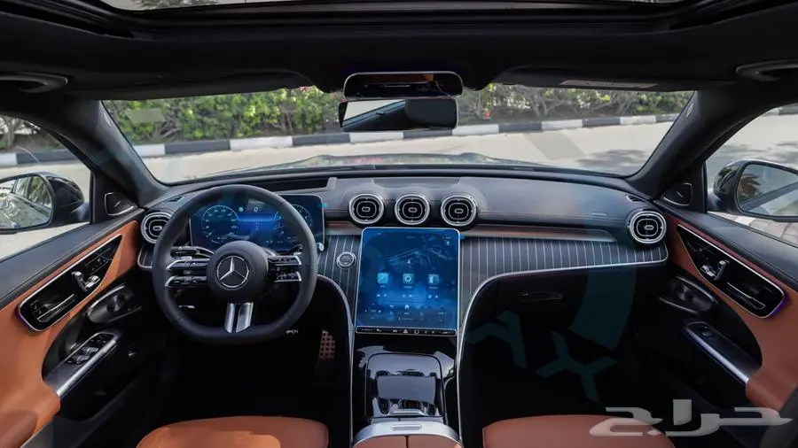 2025 Mercedes-Benz C200 AMG Premium Plus 1.5L RWD GCC 9