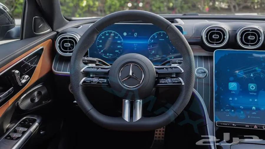 2025 Mercedes-Benz C200 AMG Premium Plus 1.5L RWD GCC 10