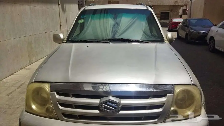 سوزوكي فيتارا 2004 للبيع بحالة جيدة 0