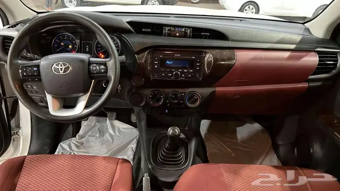هايلوكس غمارتين GLX 16
