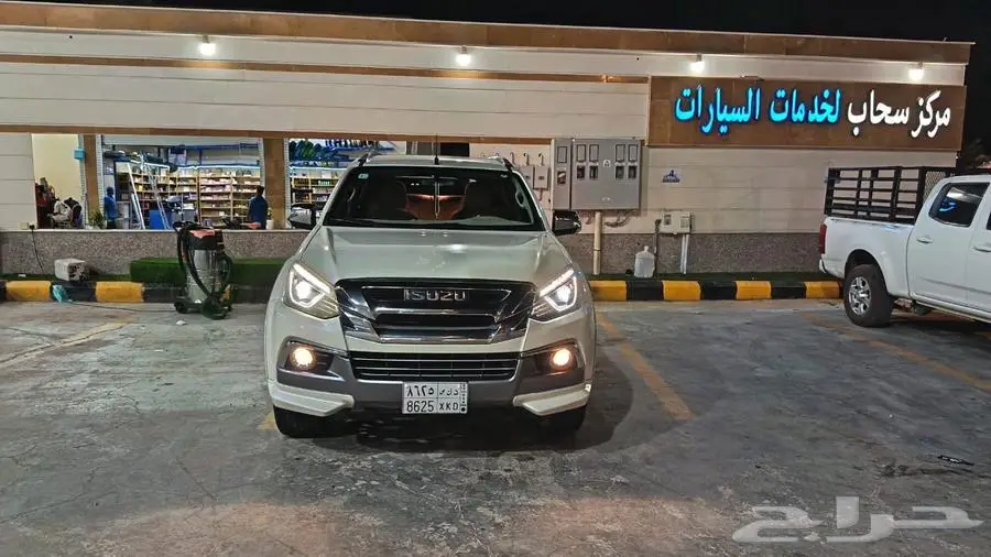 جيب ايسوزو 2020 فل كامل 12