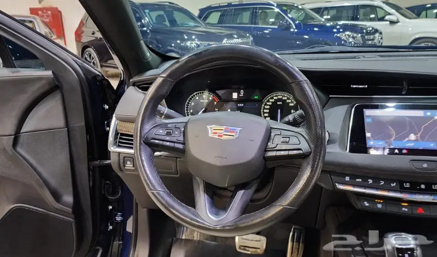 كاديلاك XT4 2019 16