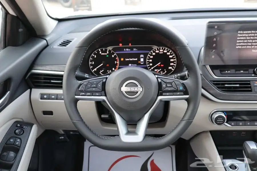 نيسان التيما نص فل SV محرك 2.5 سعودي 2025 1