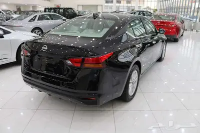 نيسان التيما 2.5 بفئات متعددة 2025 4