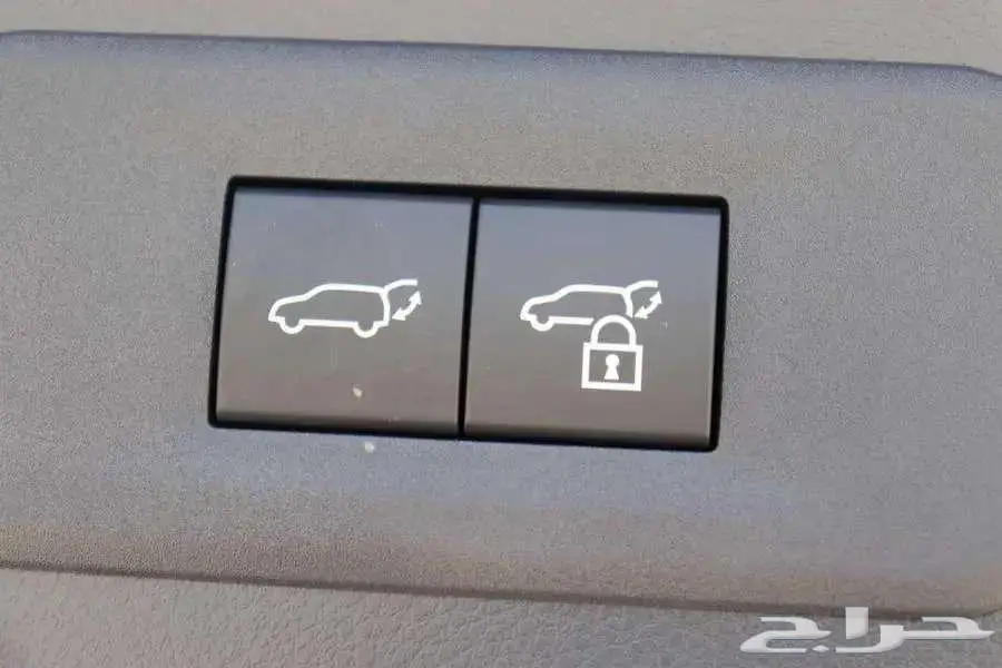 لكزس NX 9