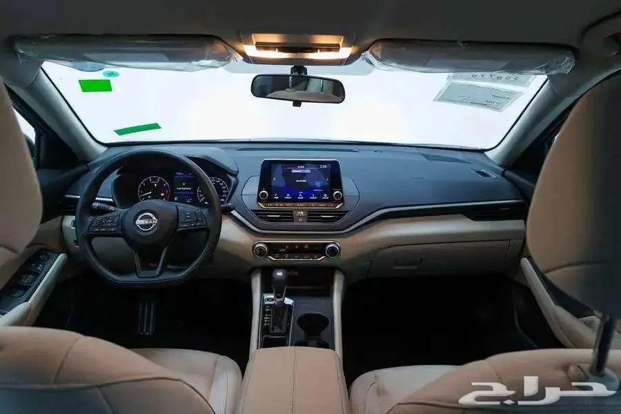 نيسان التيما اس 2025 9