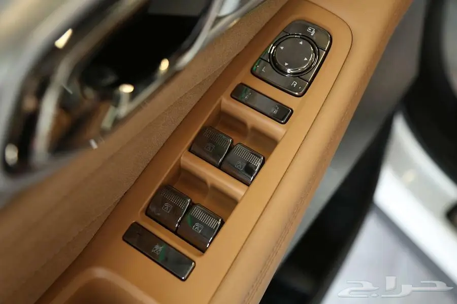 اكتشف التصميم المتقدم مع GS8 GT 2026 من مجموعة صالح للسيارات 15