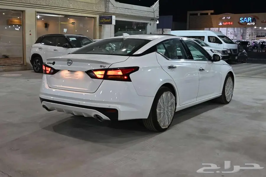 نيسان التيما SV 2025 نص فل سعودي 5