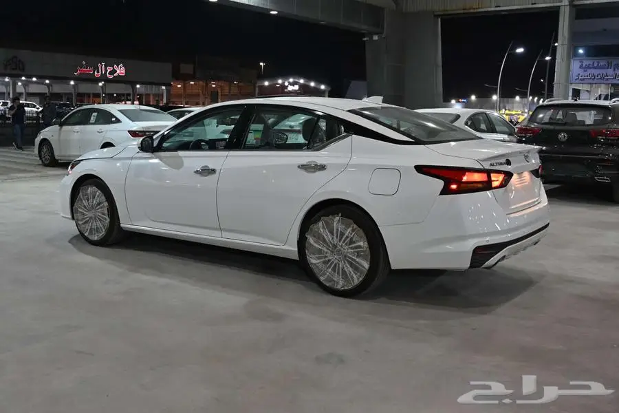 نيسان التيما SV 2025 نص فل سعودي 4
