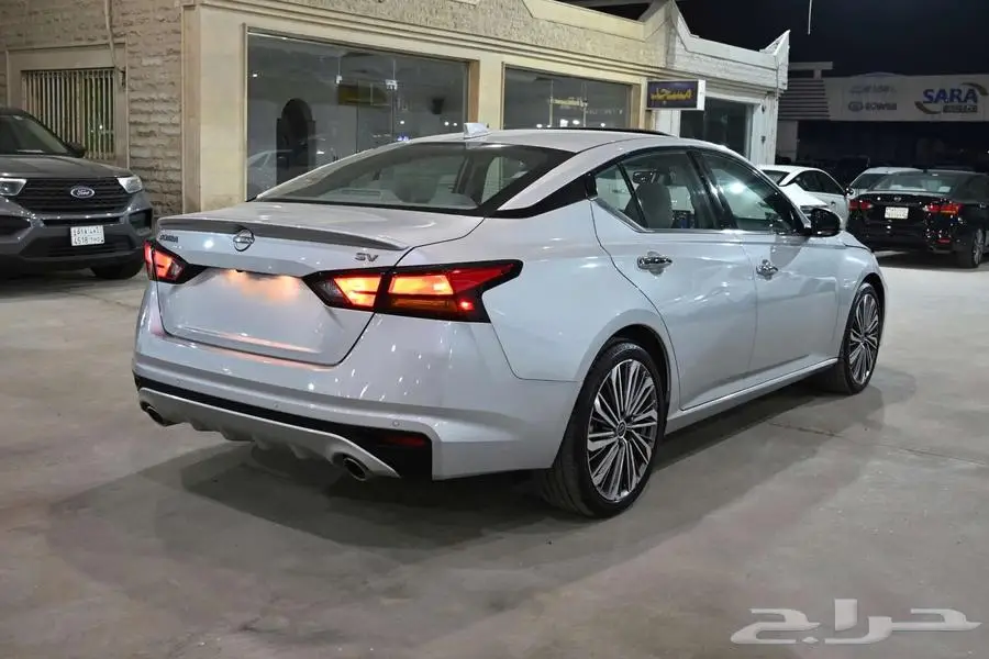 نيسان التيما 2024 نص فل سعودي 4