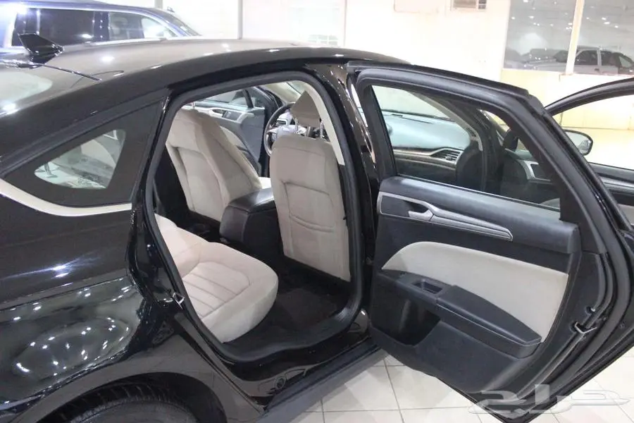 فيوجن 2020 اسود بطاقة جمركية نظيفة جدا 31