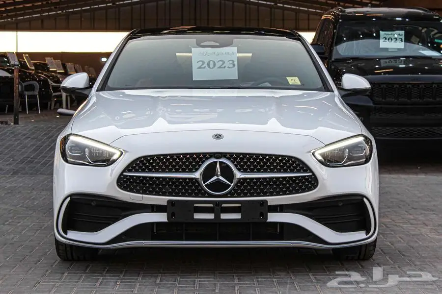 مرسيدس C200 الجفالي 2023 عرض خاص 238.000 1