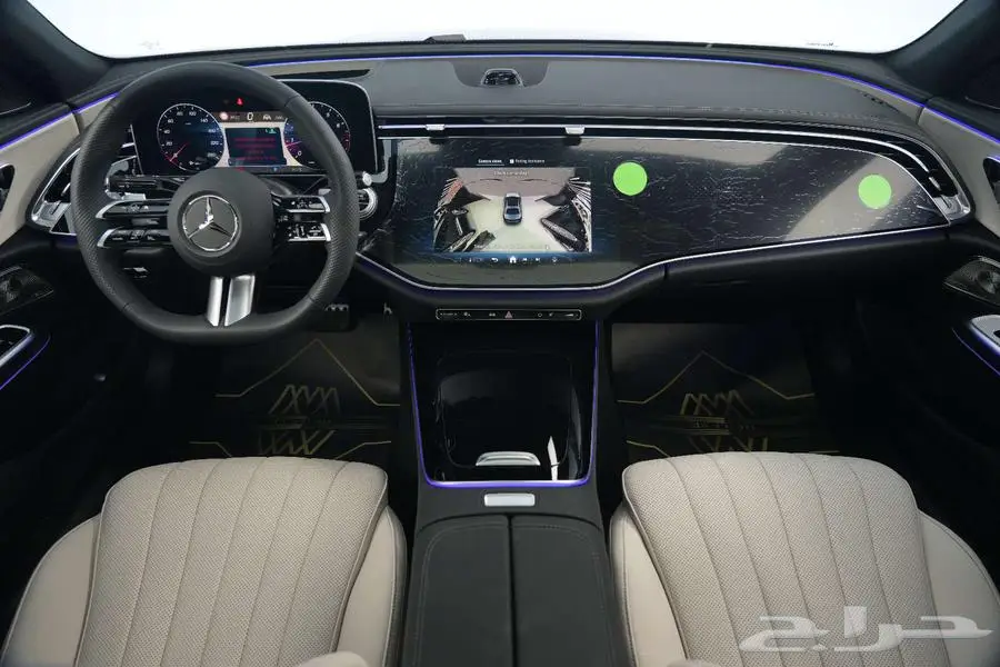 مرسيدس E 300 موديل 2025 أصفار خليجي أسود بيج 6