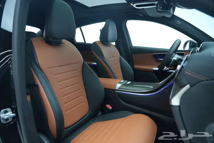 مرسيدس GLC 200 Coupe موديل 2025 أصفار خليجي أسود جملي 9