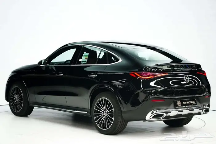 مرسيدس GLC 200 Coupe موديل 2025 أصفار خليجي أسود جملي 3
