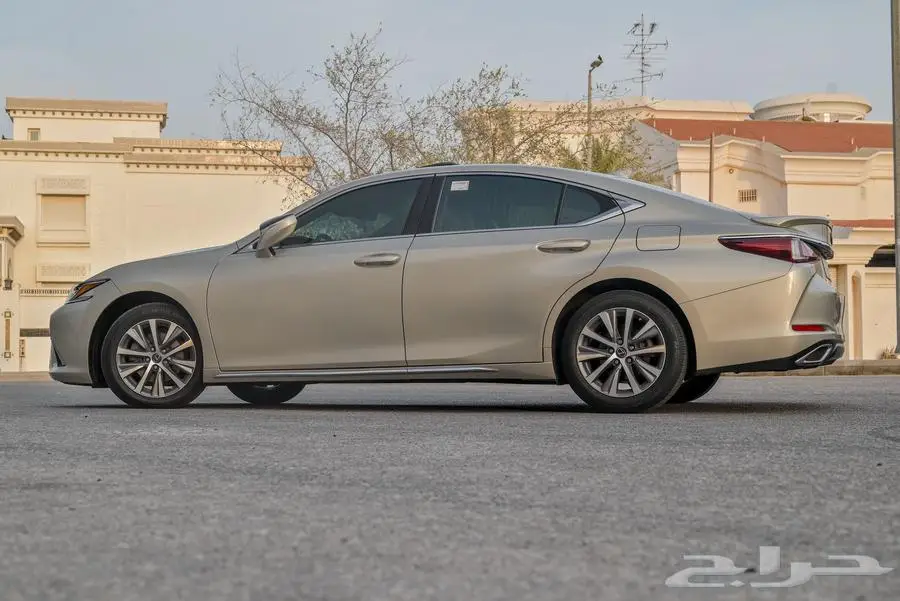 لكزس es350 1