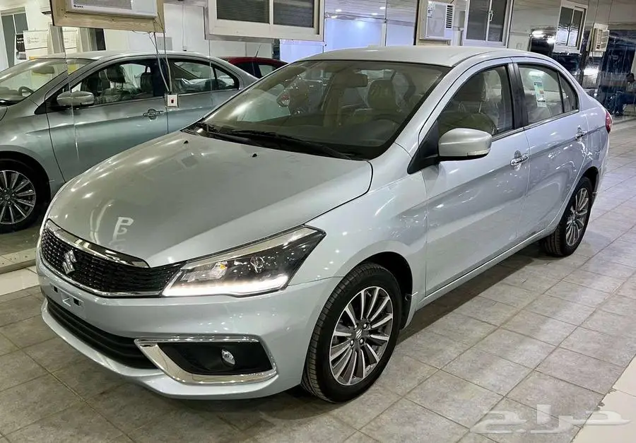 سوزوكي سياز فل كامل 2025 ب 49000 غير شامل الضريبة 0
