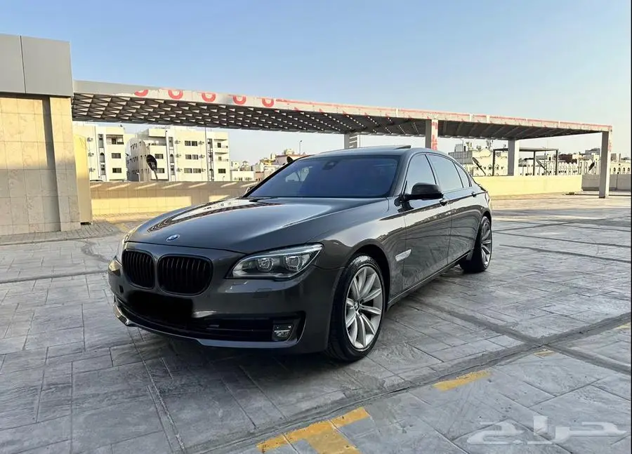 للبيع BMW 750 Li فل الفل 2014 بدي محركات وصيانة وكالة index