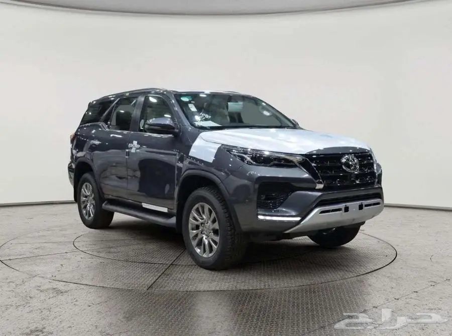 تويوتا فورتشنر VX2 2.8 ديزل 2024 1