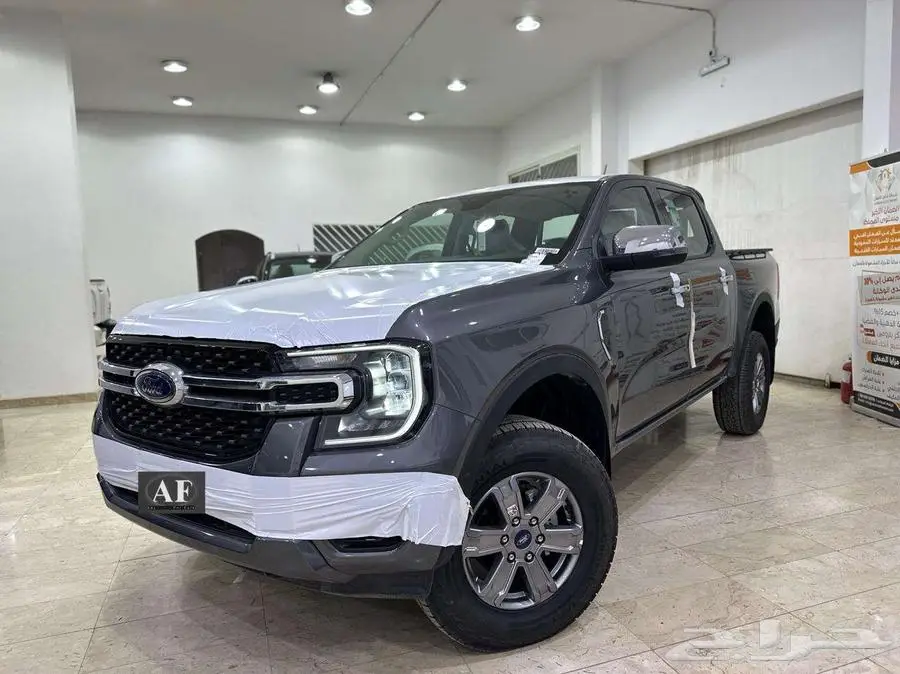 فورد رينجر XLT 2024 غمارتين رمادي وابيض سعودي كاش واقساط 0