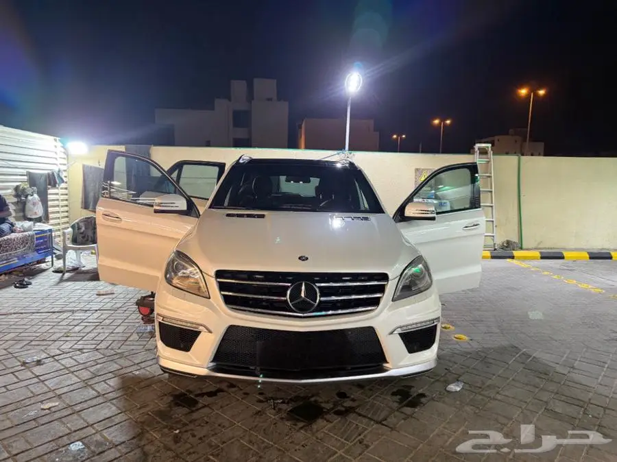 للبيع مرسيدس ML63 2015 index