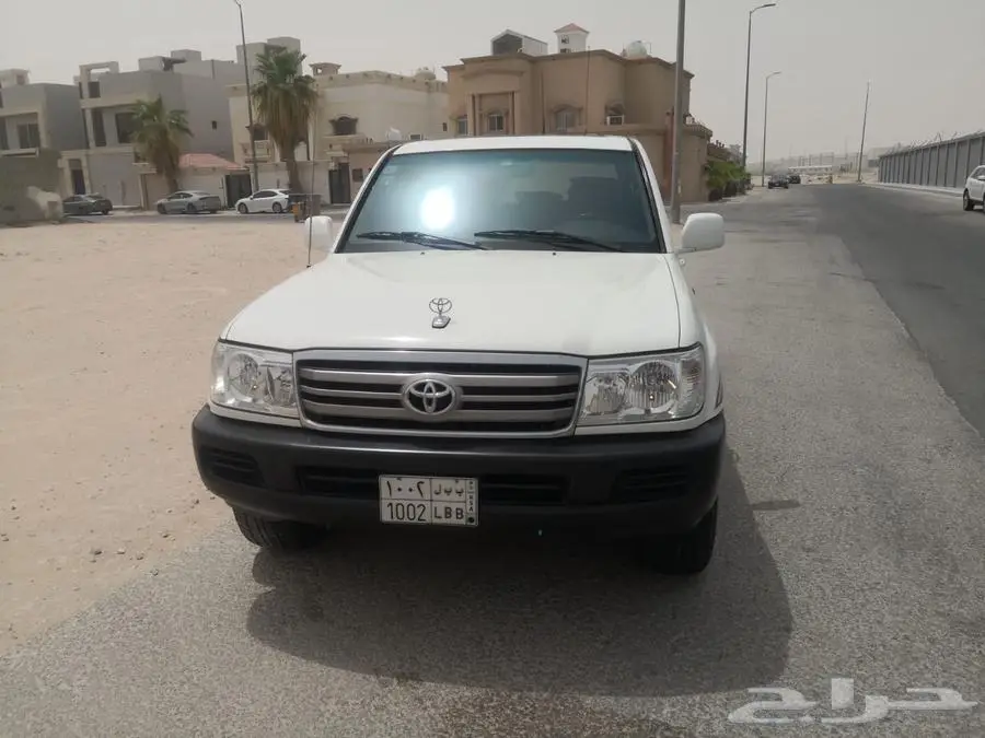 تويوتا جي اكس بريمي 8