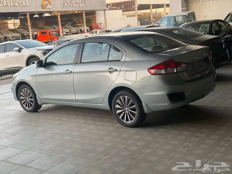 متوفر سوزوكي سيازGL-GLX م 2025 بأفضل العروض 5