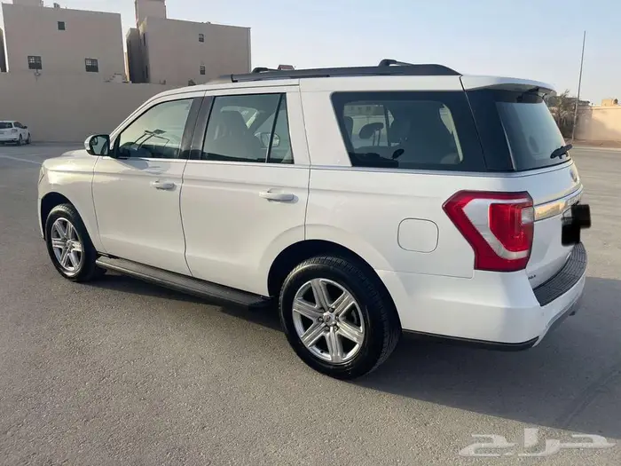 Ford Expedition 2018 XLT 2
