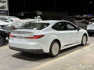 تويوتا كامري LE بنزين 2025 متاح اقساط و كاش 7