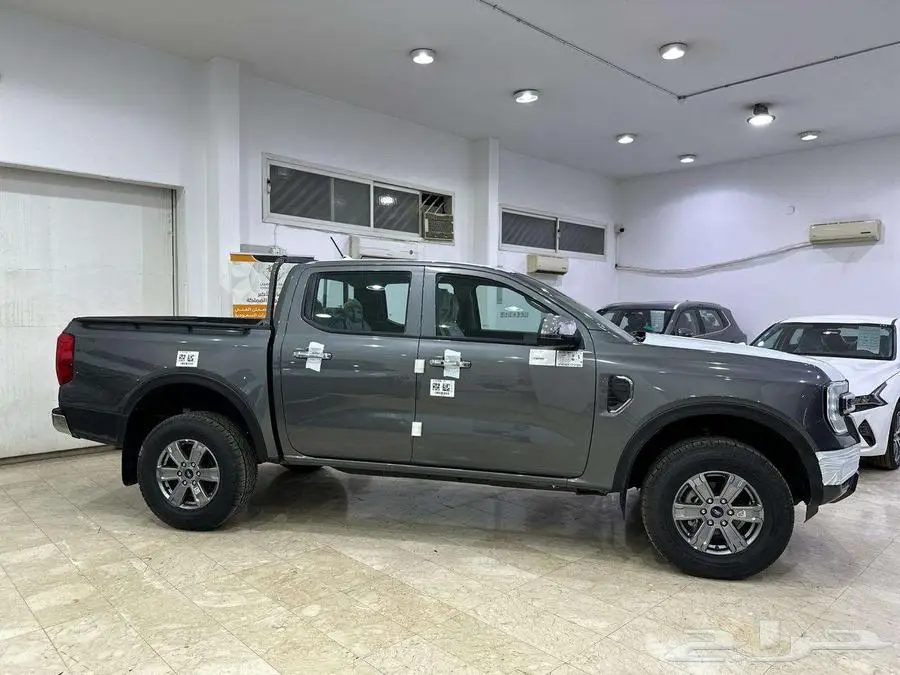 فورد رينجر XLT 2024 غمارتين رمادي وابيض سعودي كاش واقساط 2