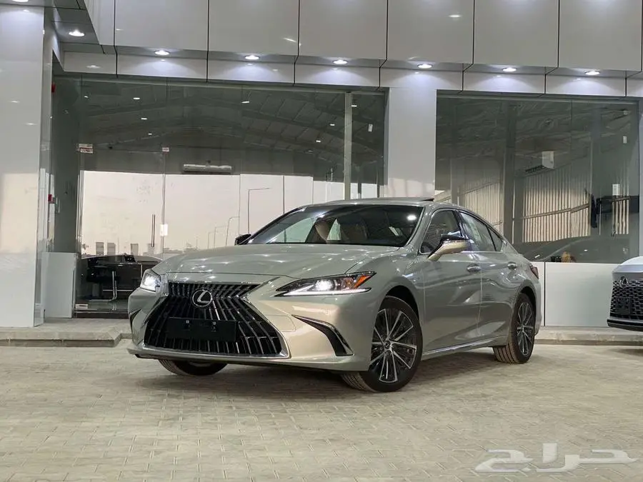 لكزس ES 350 CC فتحة سقف 2025 - أقل سعر 5