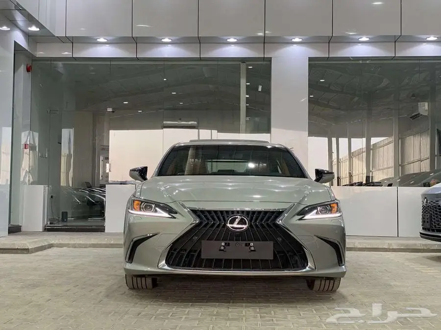 لكزس ES 350 CC فتحة سقف 2025 - أقل سعر 3