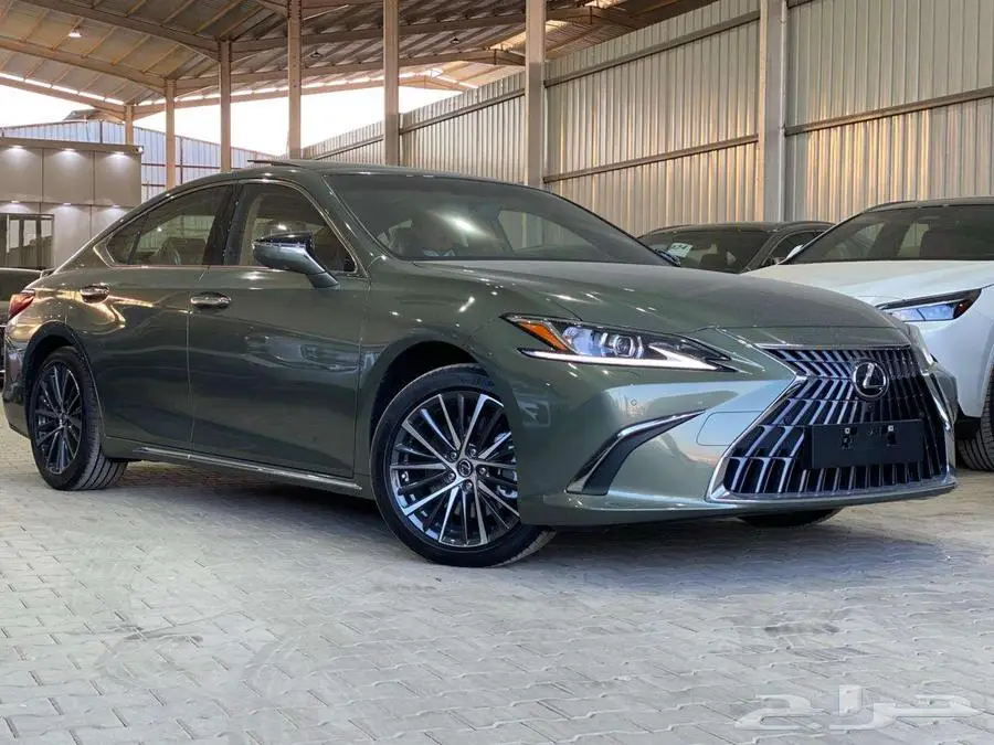 لكزس ES 350 CC بانوراما 2025 - خليجي 2
