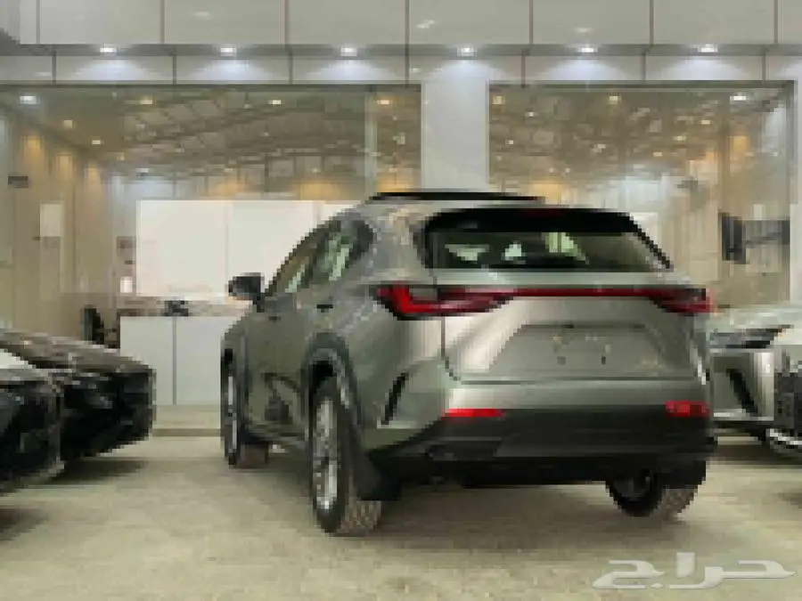 لكزس NX 350 CC فل كامل بنزين 2025 4