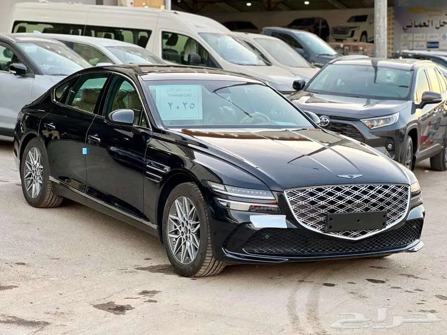 جنسيس G80 برستيج 2025 لون اسود و رمادي 4