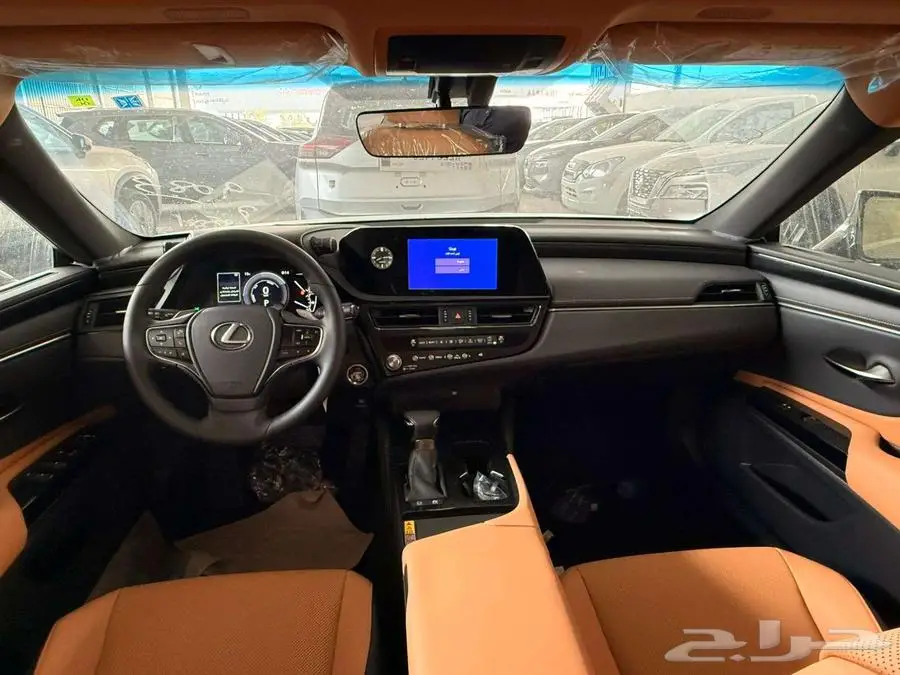 لكزس ( ES300 ) HA هايبرد 2025 5