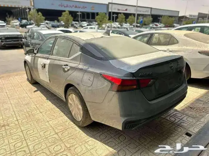نيسان التيما استندر 2025 بنزين كاش وتقسيط 5
