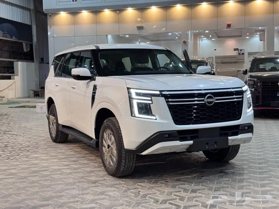 نيسان باترول xe صادر اللوحات 2025 0