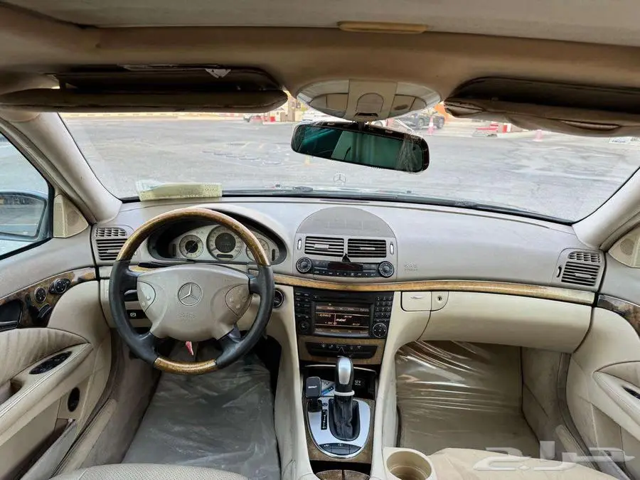 مرسيدس E240 5