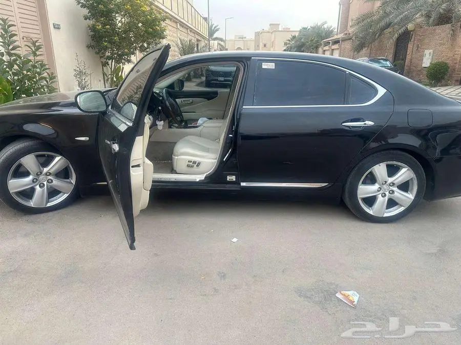 للبيع لكزس 460 سعودية موديل 2007 0