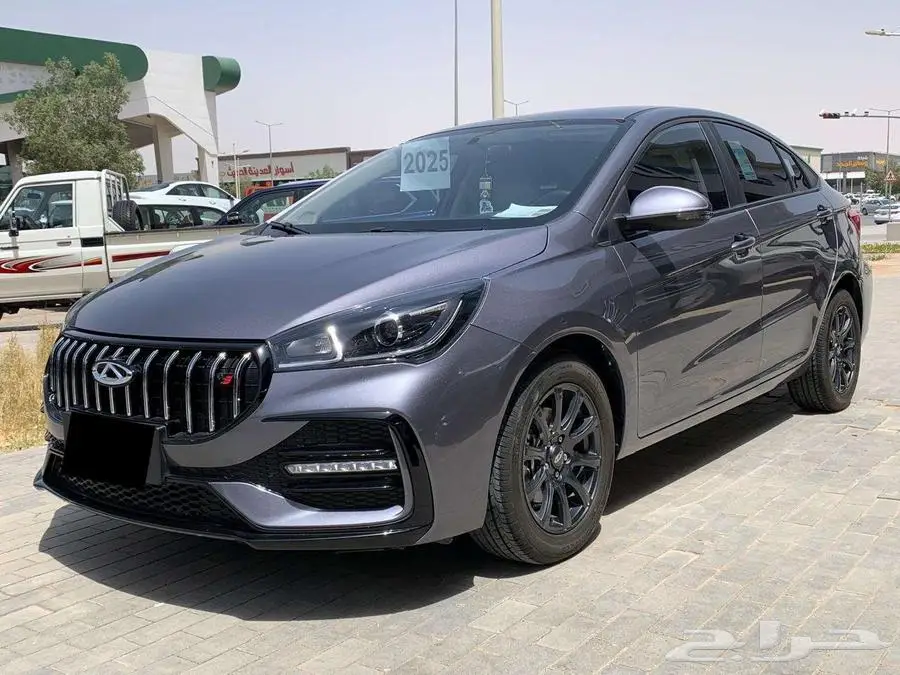 شيري اريزو 5 استاندر موديل 2025 17