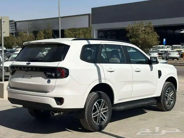 فورد ايفيرست استندر 2025 كاش واقساط 11