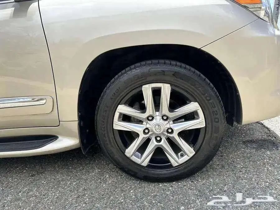 جيب لكزس سعودي ( 2014 ) LX 570 DD فل كامل 7