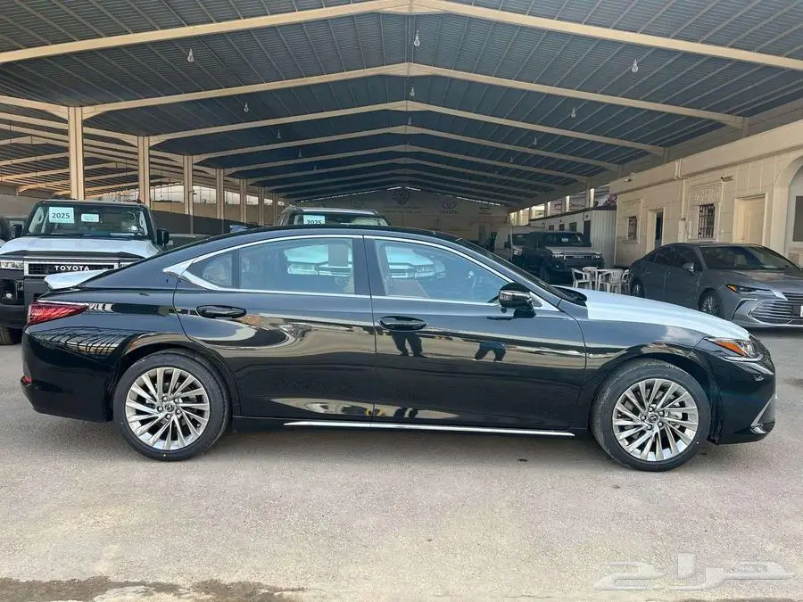 لكزس ES350 CC بنزين 2025 متاح اقساط و كاش 3