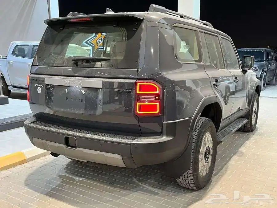 تويوتا برادو TXL3 بنزين 2025 سعودي 10