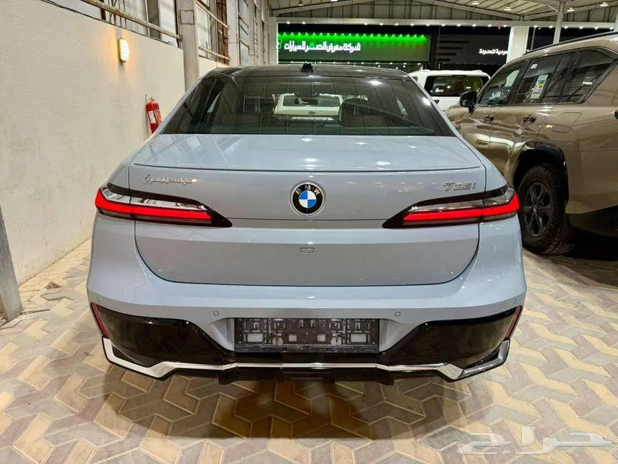 بي إم دبليو BMW 735i موديل 2025 خليجي index