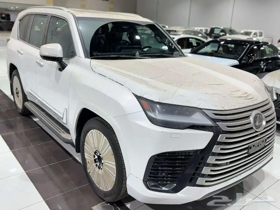 لكزس - LX600 BB - سماعه 25 بريمي - 2025 ابيض داخل احمر 2